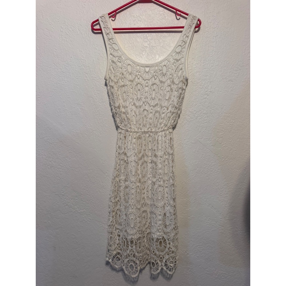 LC Lauren Conrad White Crochet Sleeveless Cut Out Back Boho Dress Size 4